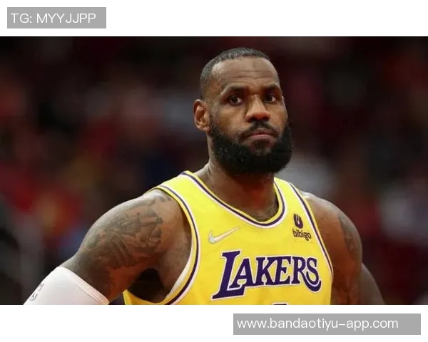 詹姆斯状态回暖引发热议预测他本赛季的精彩数据表现