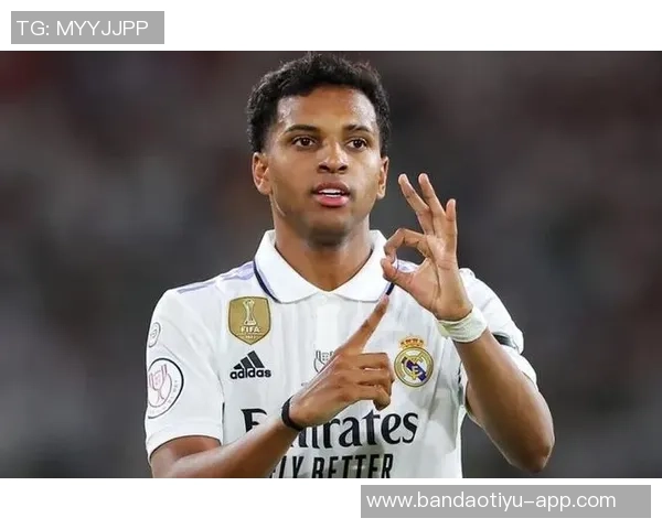 梅开二度的罗德里戈在社交媒体分享庆祝照片表达付出值得的感慨