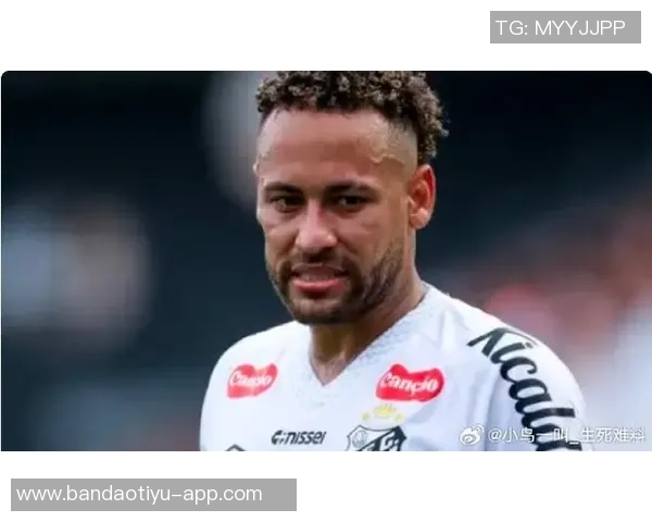 内马尔成功完成关节镜手术迈出康复新步伐