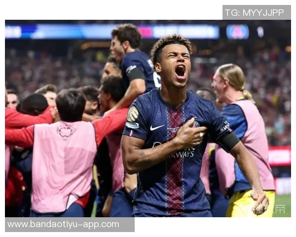 福将杜埃闪耀赛场17场比赛进球助巴黎全胜展现强大实力