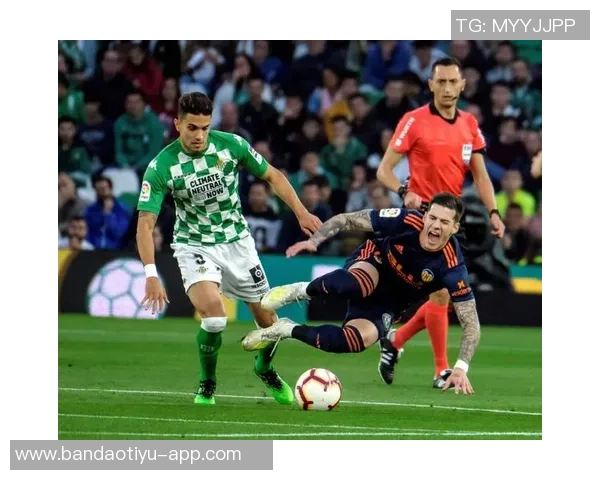 西甲分析:瓦伦西亚主场迎战强敌力争反弹重回胜轨 西甲分析:瓦伦西亚主场迎战强敌力争反弹重回胜轨