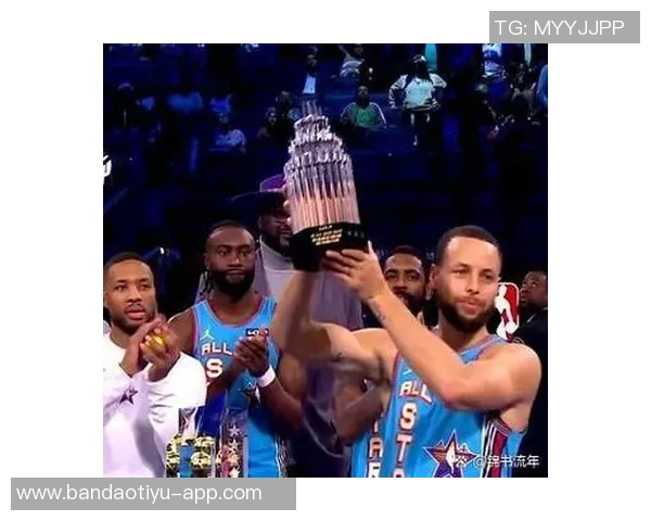 球迷期待库里与詹姆斯在有意义比赛中展现精彩表现而非单纯争冠 球迷期待库里与詹姆斯在有意义比赛中展现精彩表现而非单纯争冠